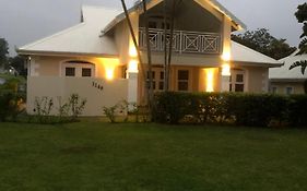 Caribbean Pool-Side Villa 1148
